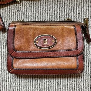 Fossil Crossbody w/ Lock Detail